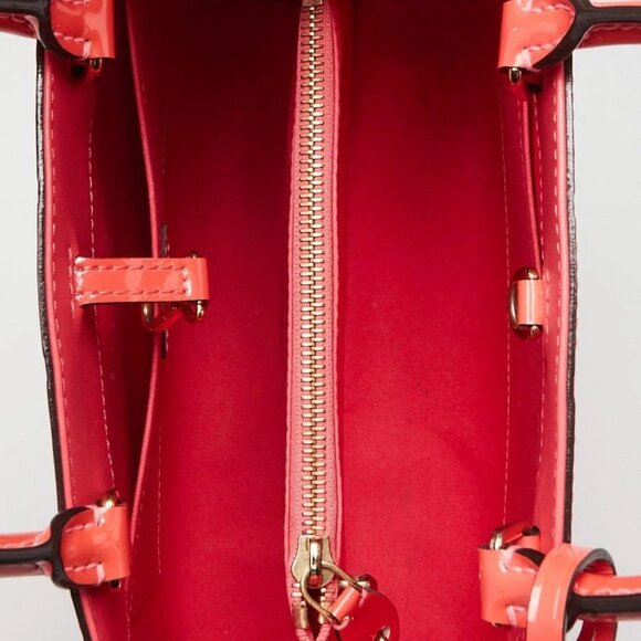 Louis Vuitton Poppy Monogram Vernis Montaigne BB Bag - Picture 7 of 12